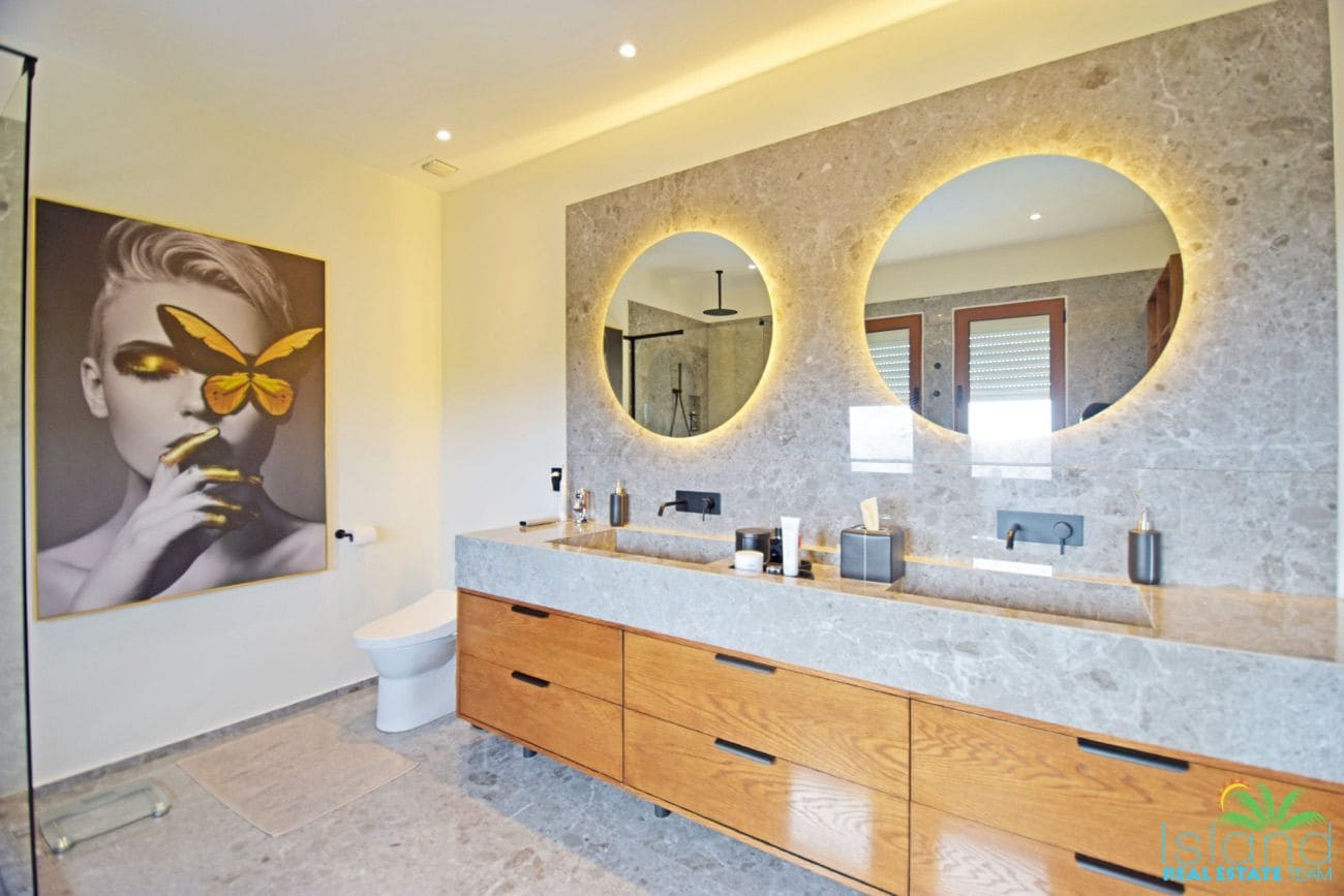 For Sale 3 Bedroom 3.5 Bath Ocean View Condo St. Maarten Cupecoy 15