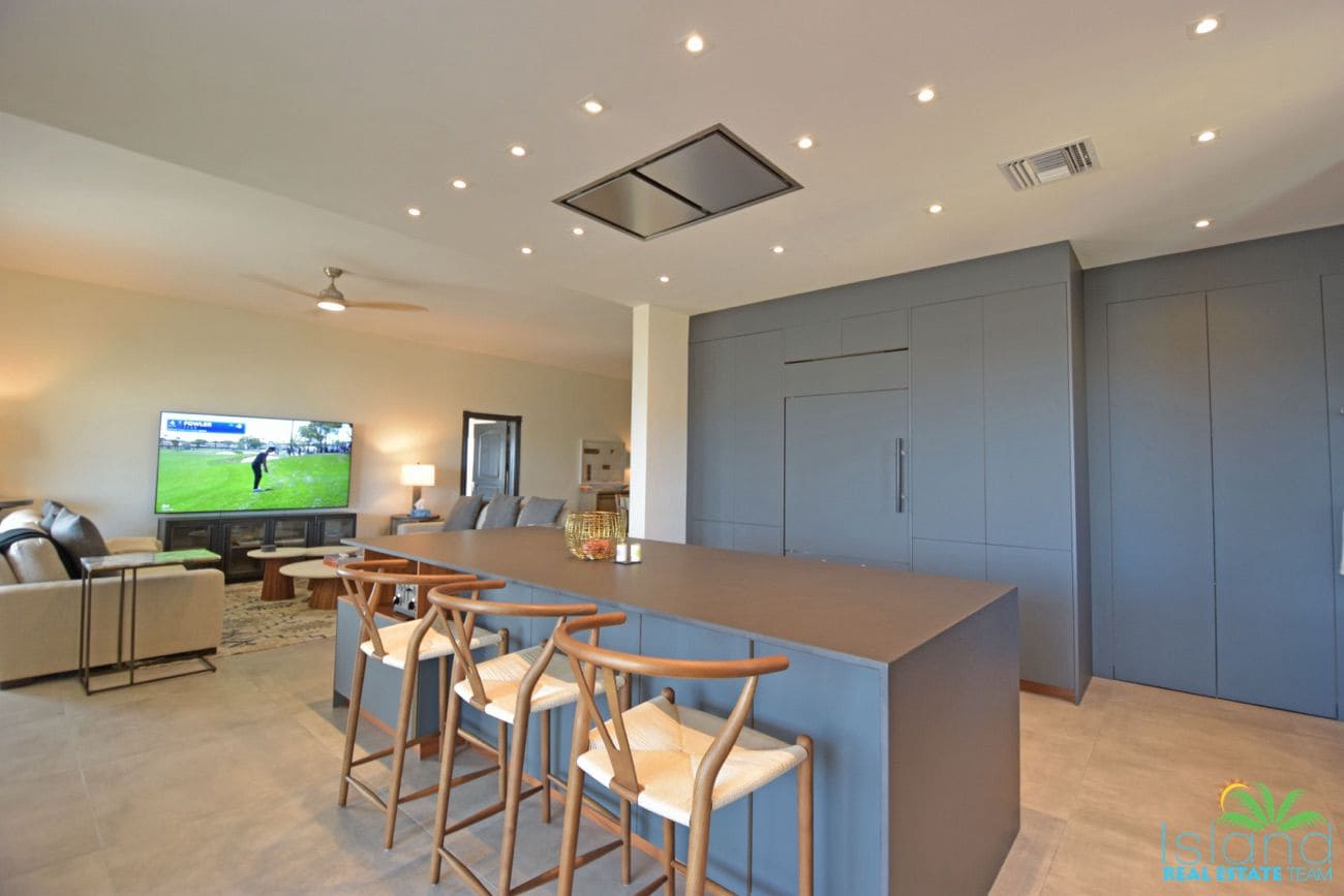 For Sale 3 Bedroom 3.5 Bath Ocean View Condo St. Maarten Cupecoy 5