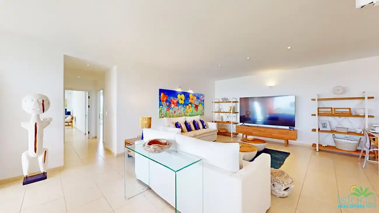 Aquamarina 11152024 104752 3 11zon 3 11zon