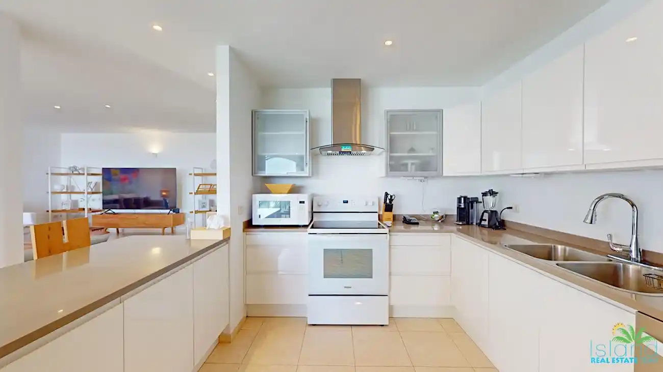 Aquamarina 11152024 104925 6 11zon 6 11zon