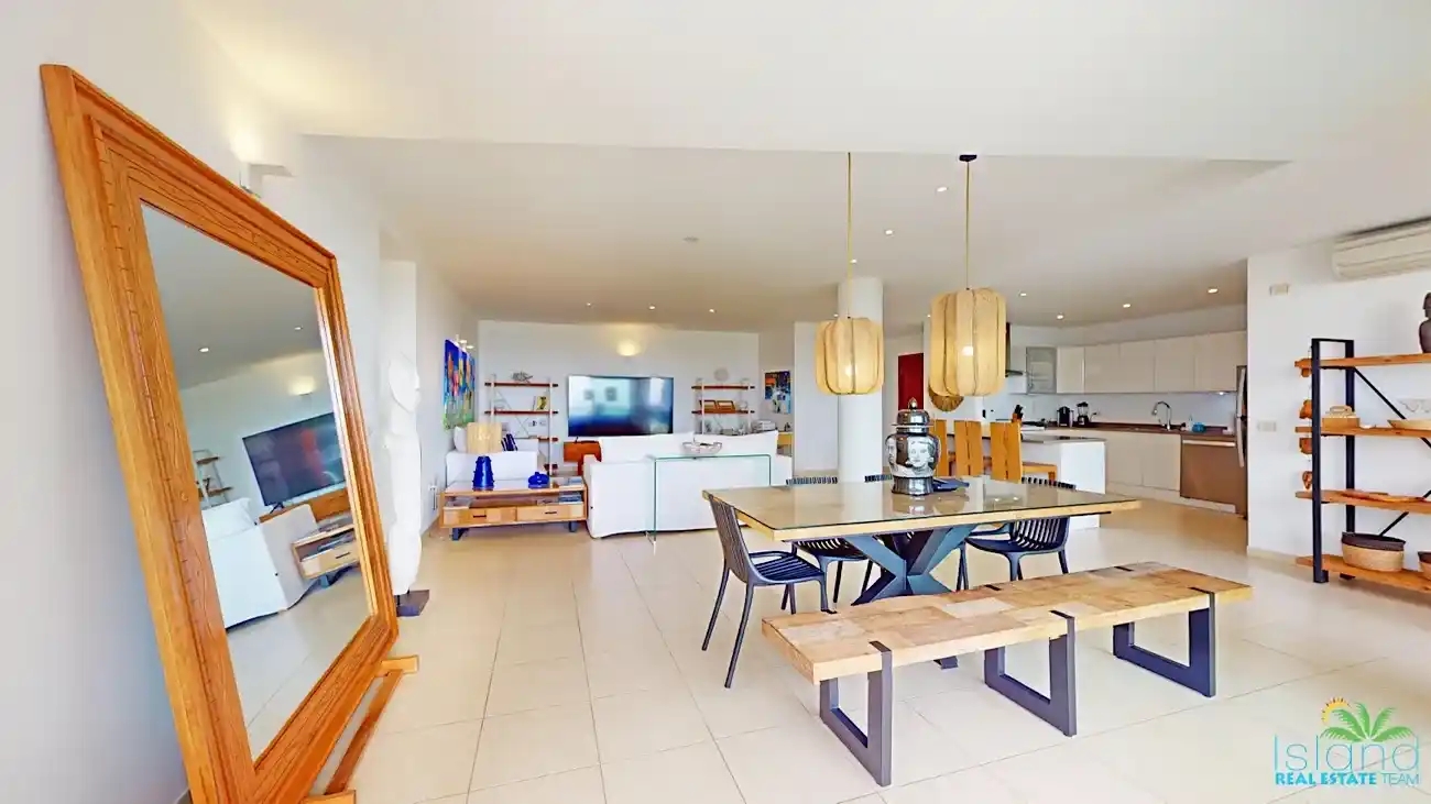 Aquamarina 11152024 105013 8 11zon 8 11zon