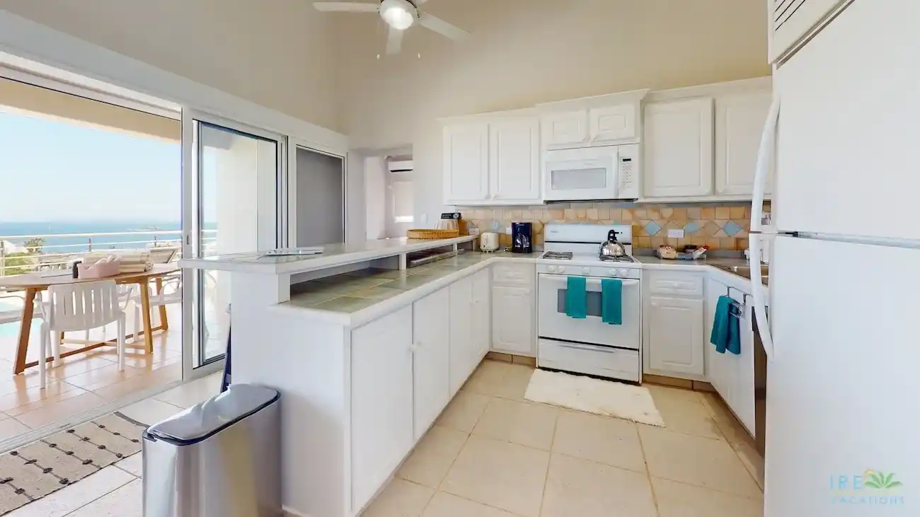 Clam Shell Drive Kitchen1 11 11zon 11 11zon