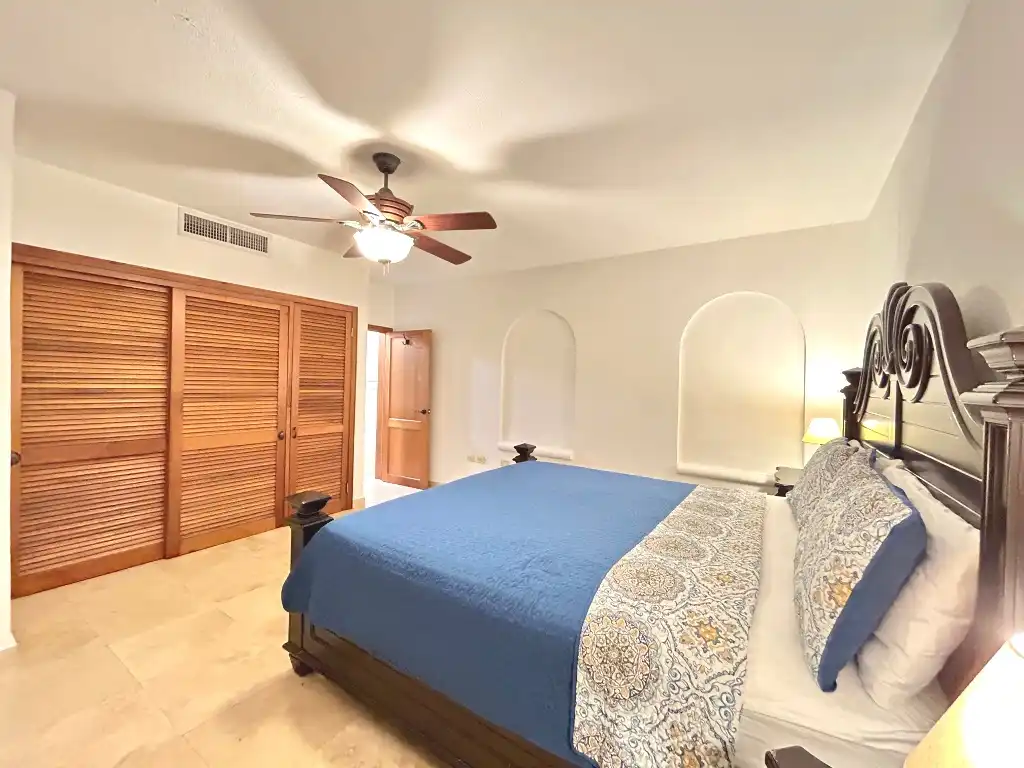 IMG 3295 Sale 12 11zon