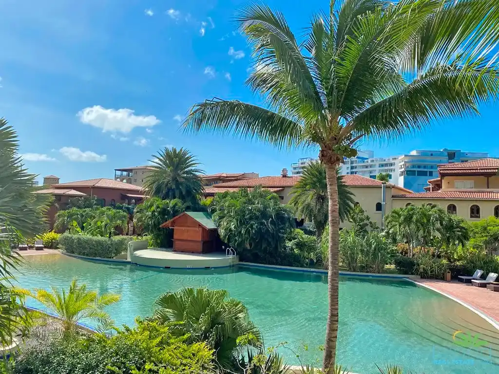 Swimmingpool 5 31 11zon 31 11zon