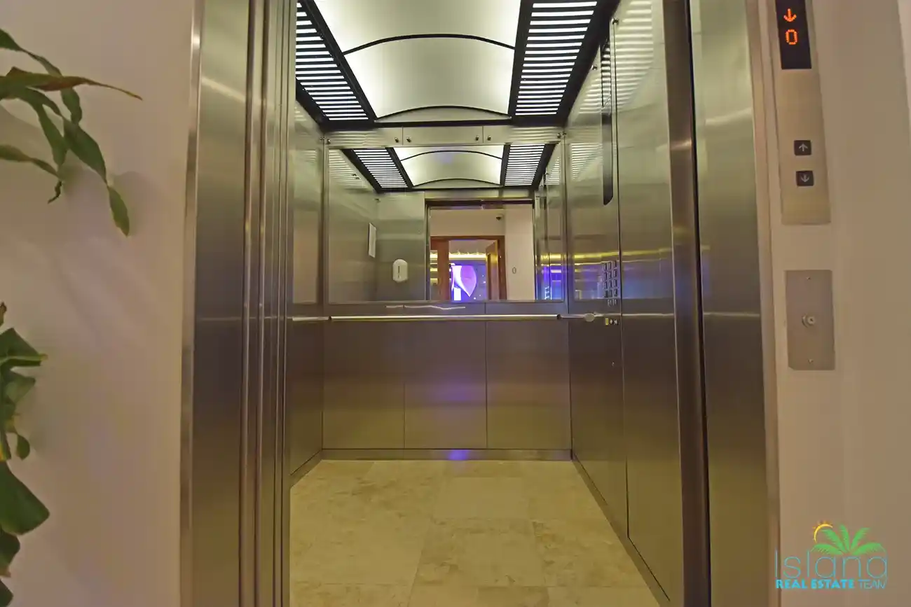 The Cliff In St.Maarten Common Area 20 30 11zon 30 11zon