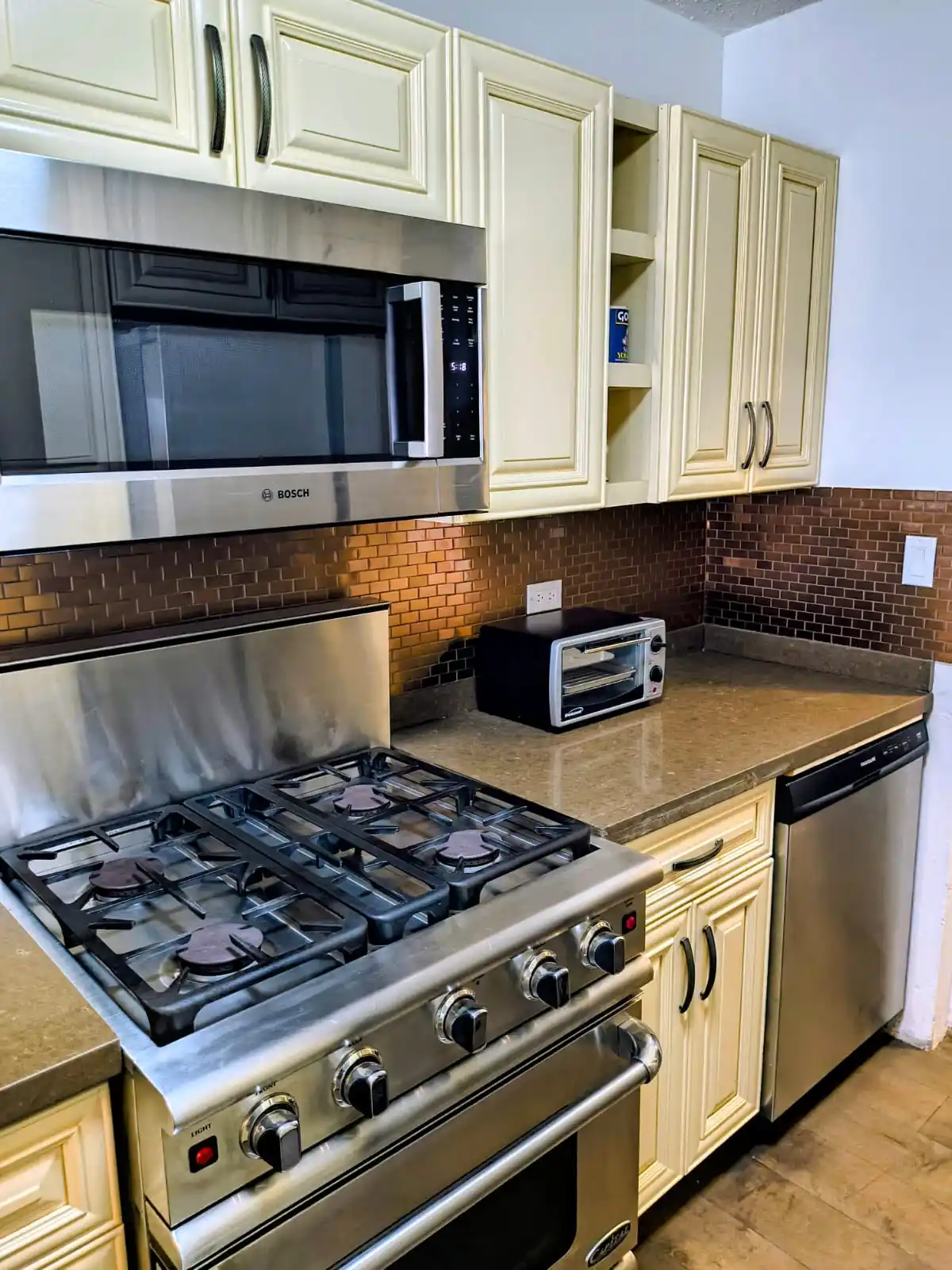 WhatsApp Image 2025 10 24 At 21.16.42 1 4 11zon