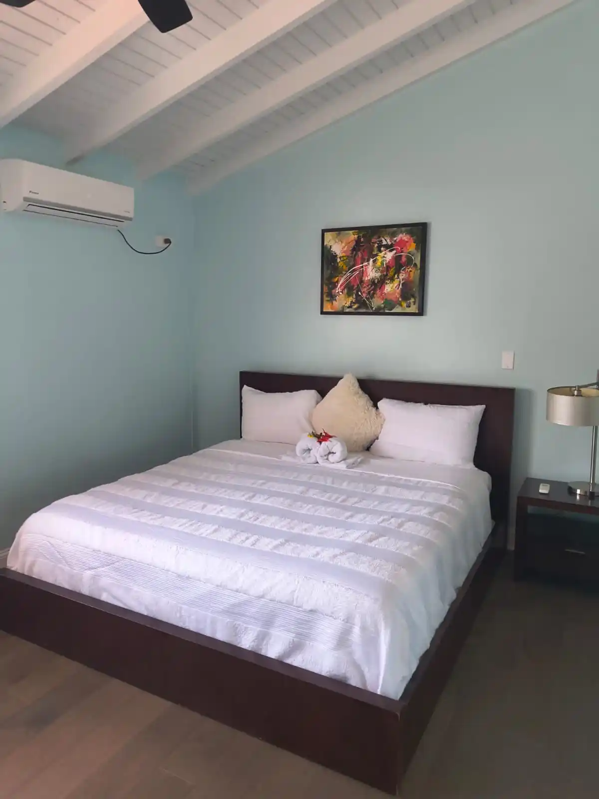 WhatsApp Image 2025 10 24 At 21.16.52 10 11zon