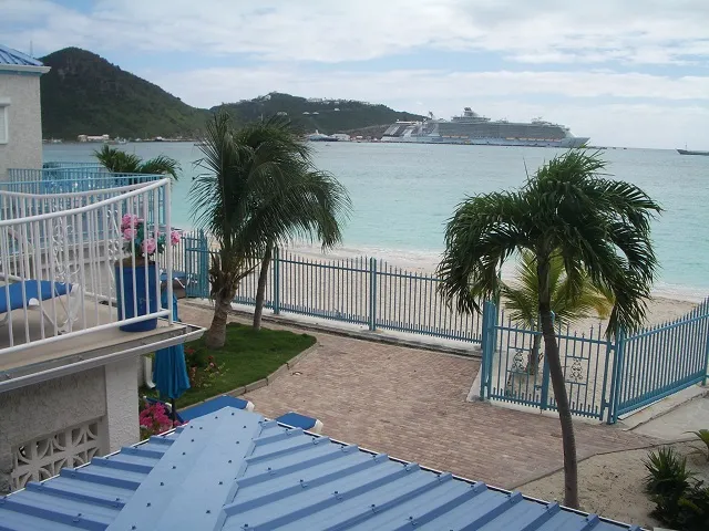 Beachfront Living 2 11zon