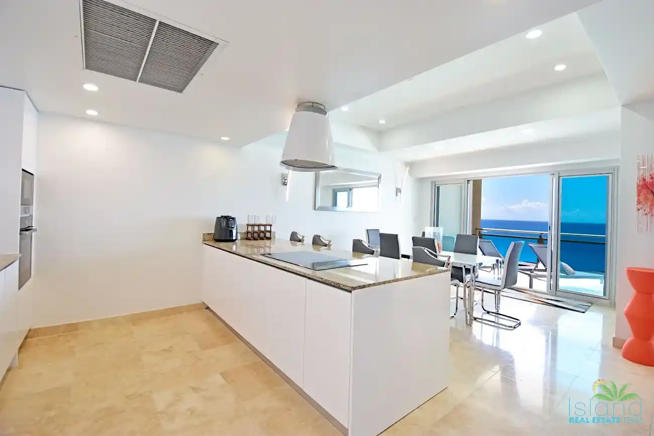 For Sale 2 Bedroom Beach Front Condo Sint Maarten Cupecoy 6 7 11zon 7 11zon