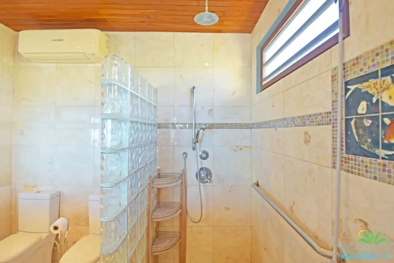 For Sale 6 Bedroom 6.5 Bath Ocean View Villa Sint Maarten Oyster Pond 23 22 11zon 22 11zon