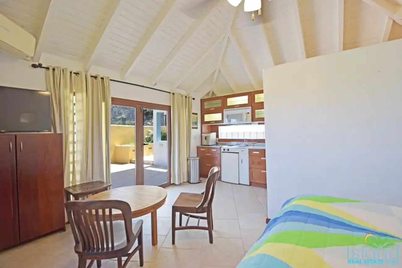 For Sale 6 Bedroom 6.5 Bath Ocean View Villa Sint Maarten Oyster Pond 30 28 11zon 28 11zon