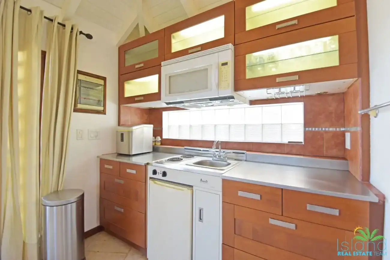 For Sale 6 Bedroom 6.5 Bath Ocean View Villa Sint Maarten Oyster Pond 32 30 11zon 30 11zon