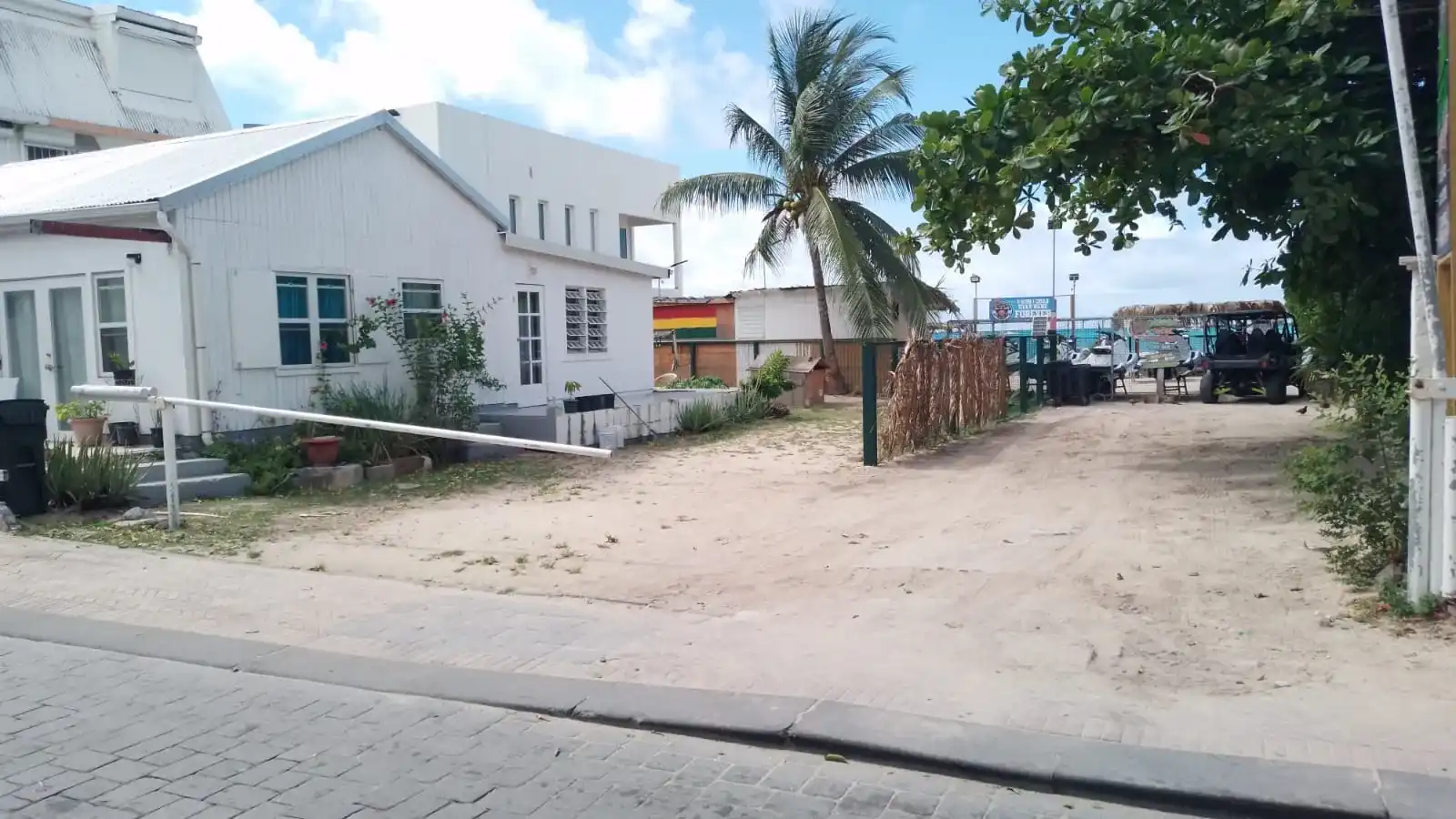 For Sale 846 M2 Ocean Front Land St. Maarten Philipsburg 2 2 11zon 2 11zon