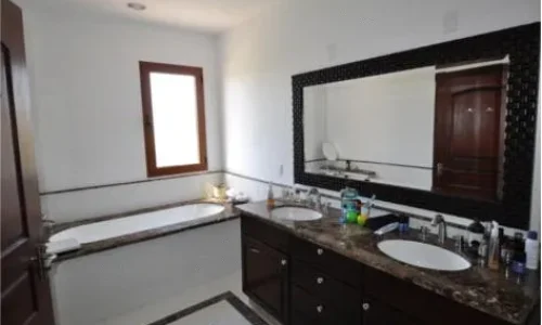 6 Porto Cupecoy 6 11zon